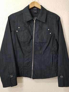 FDJ fitted Black Jean Jacket In A Size 8